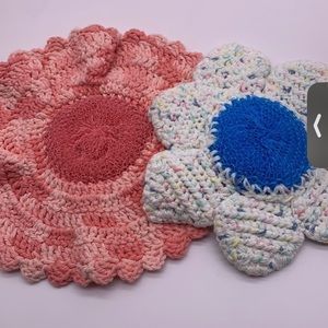 2 vintage crochet with scrubby in the middle pink white blue